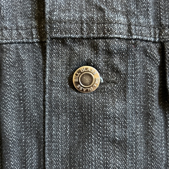 Jean jacket - Picture 2 of 8